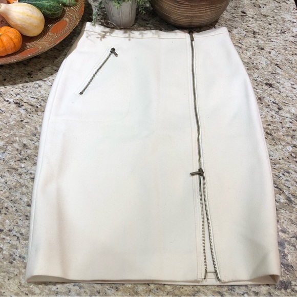 J. Crew Asymmetrical Zip Pencil Skirt In 100% Wool Ivory 2 - Picture 2 of 11